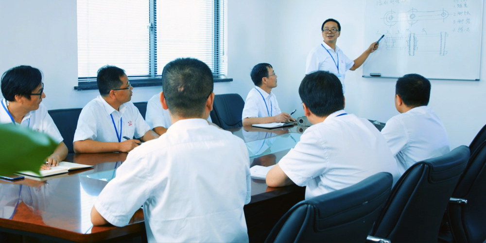 环球科技·坚持产学研一体化